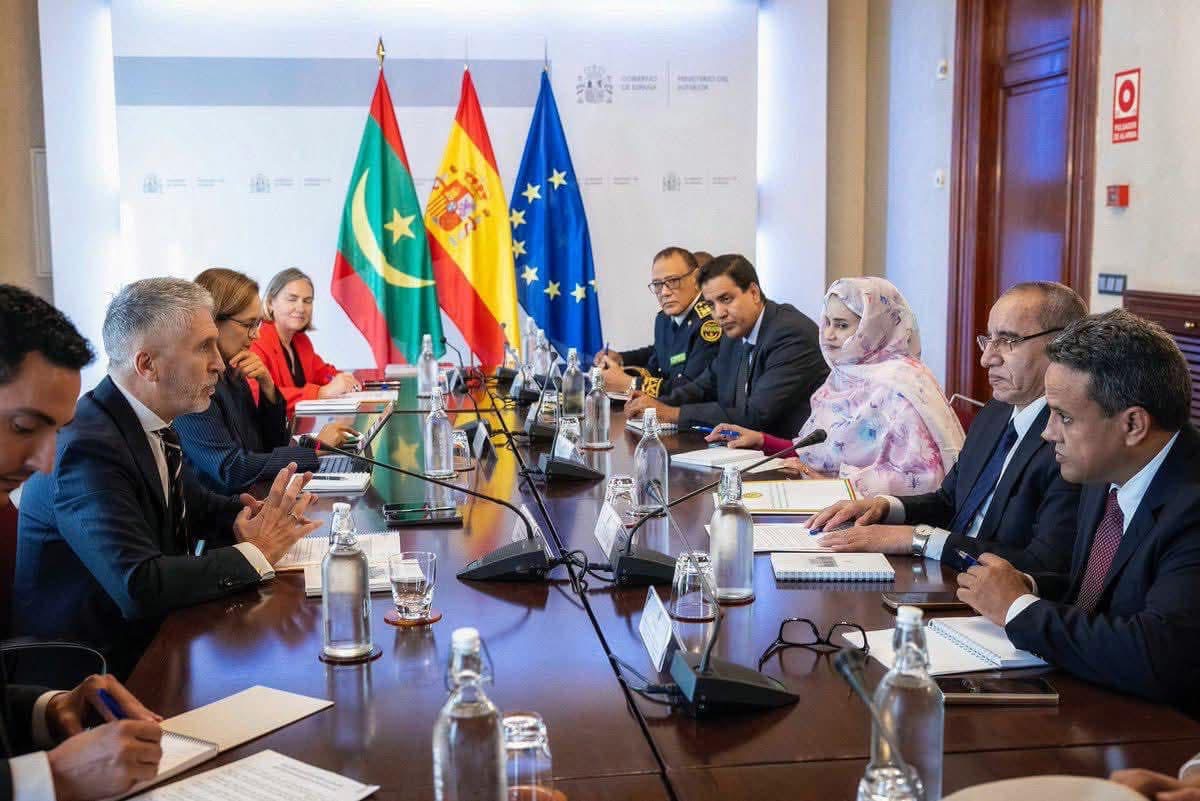 وزير الداخلية الإسباني: موريتانيا شريك محوري في إدارة الهجرة